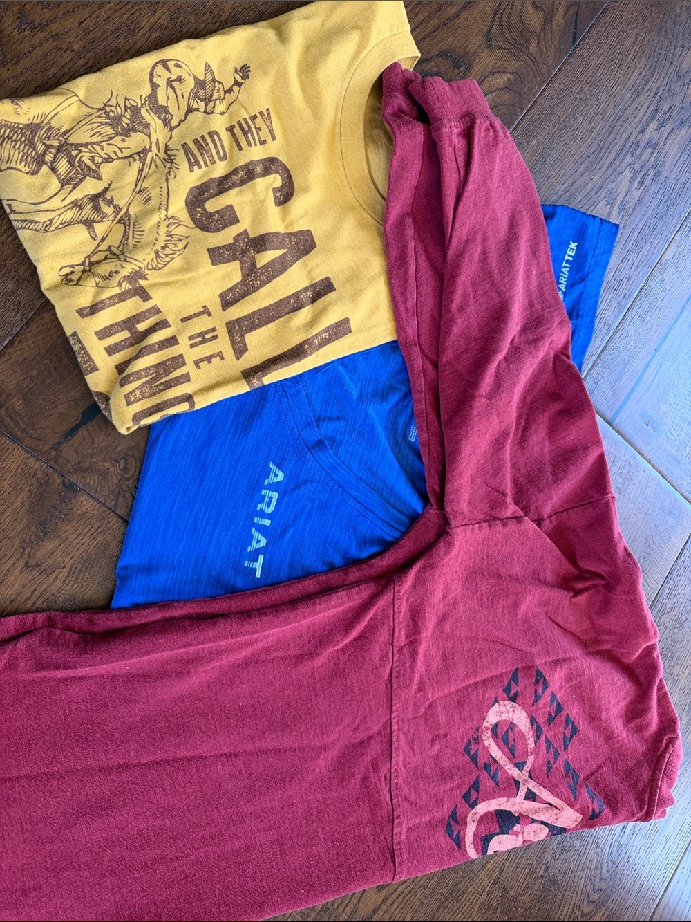 Ariat women’s top bundle of 3